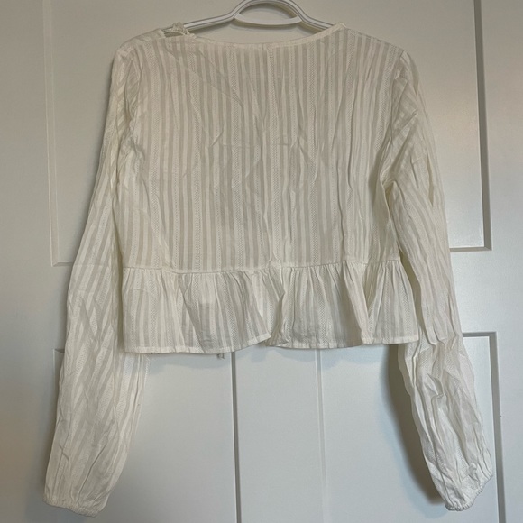 White Boho Cropped Cover Up Blouse - Picture 5 of 5